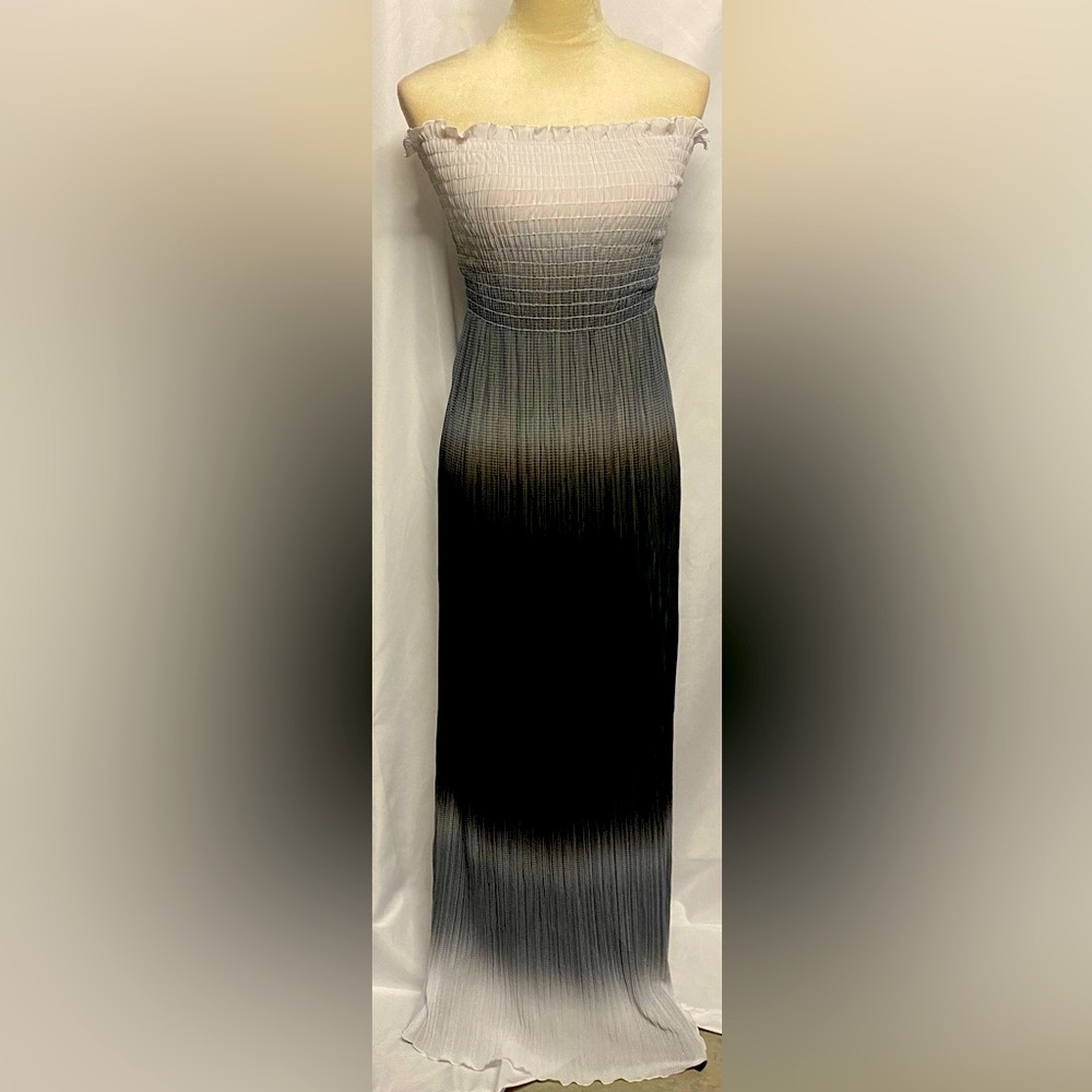 J Valdi Beach Dress/Swimsuit Cover Up